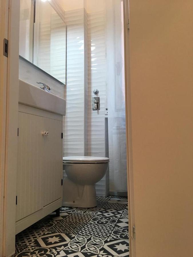 Milan Nice Flat In Red Metro Ngoại thất bức ảnh